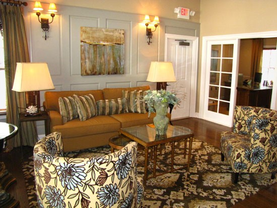 Pier Landing Apartments interior of beautiful living room area in clubhouse with pretty furniture