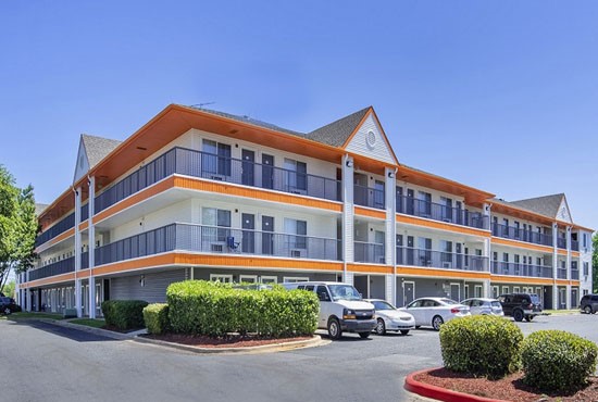 Siegel-Select-Suite-Bossier-exterior