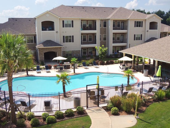 JamesTown Place Apartments Bossier Pool