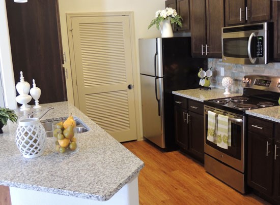 JamesTown Place Apartments Bossier Kitchen