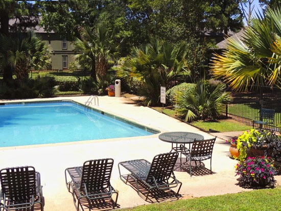 Seasons-Apartments-Shreveport-above