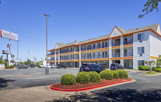 Siegel-Select-Suite-sign