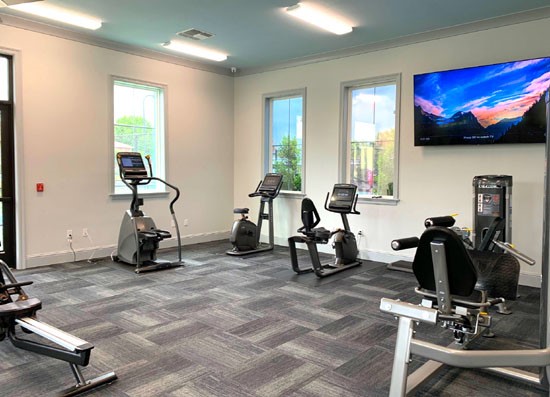 Canebrake-Apartments-in-Shreveport-Fitness-Center-Excercise-room-tv