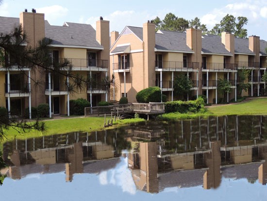 Chimney Hill Apartments Reflective Pond, Apartment Buildings Balconies Overlooking Pond