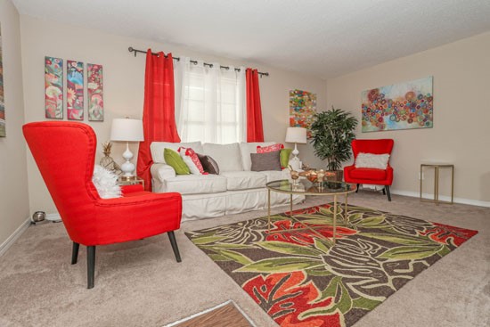 Magnolia-Apartments-Shreveport-model-Living2