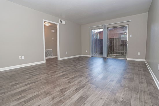 Orleans-Square-Vacant-Living