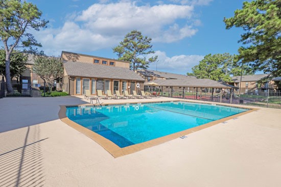 Stone_Canyon-Shreveport-Pool-deck