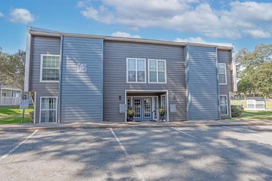 Maplewood Building Frontage