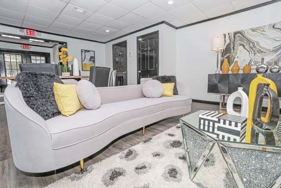 Maplewood Clubhouse Living