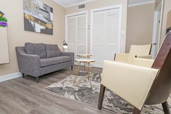 Creole Shreveport Leasing Office seating