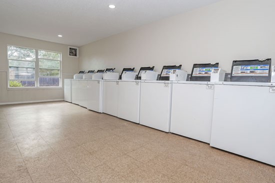 Creole Shreveport Apartment Laundry Facility