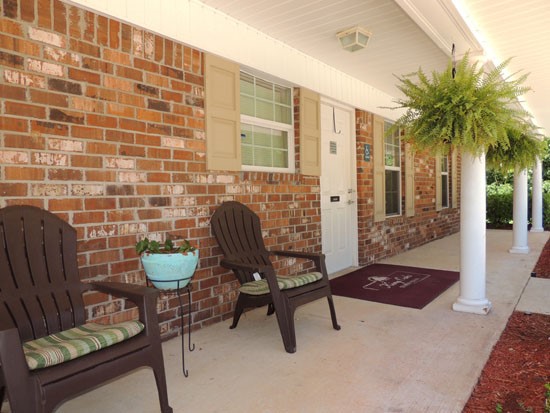 King Oaks front porch area in front of apartment with lots of space