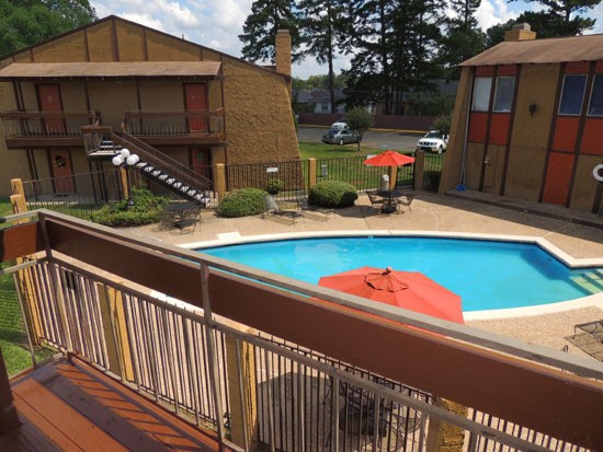 Kingwood-Forest-Apartments-Shreveport-Patio