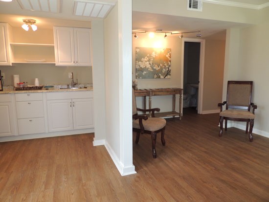 Lake Front Apartments Shreveport leasing office