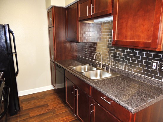 Lake Front Apartments Kitchen