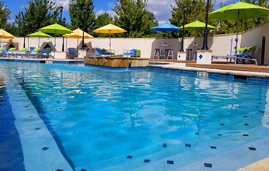 Landing-Willow-Bayou-pool-Resort-style