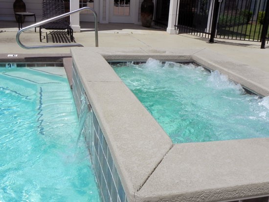 Lexington Place Apartments Jacuzzi