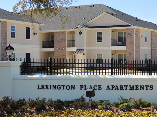 Lexington Place Apartments Sign
