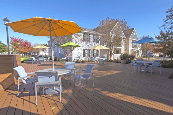 Reserve of Bossier LA pool deck new