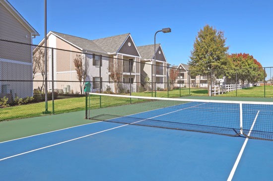 Reserve of Bossier City LA Apartments tennis courts