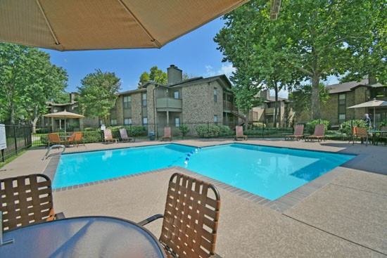 Sommerset Apartments pool Shreveport LA