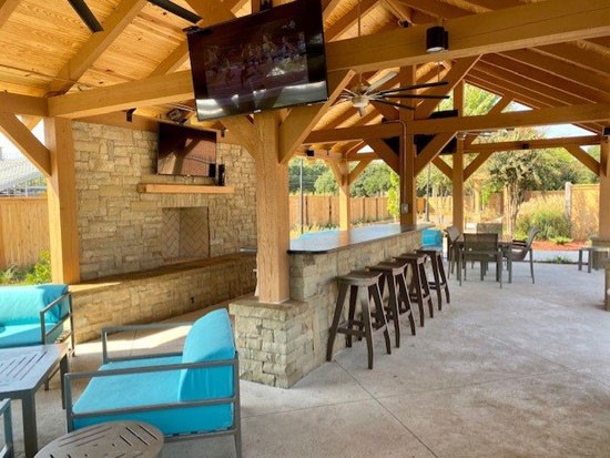 Summit-Shreveport-pool-Pavillion