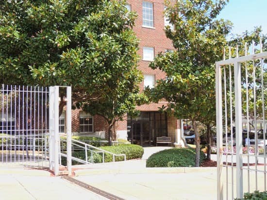 United Jewelers Apartments