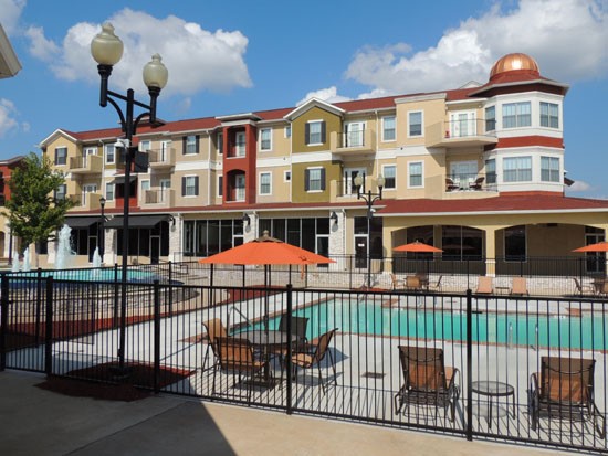 Villaggio Apartments Best Pool