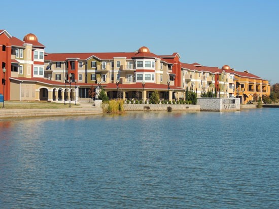 Villaggio Apartments lake front bossier city