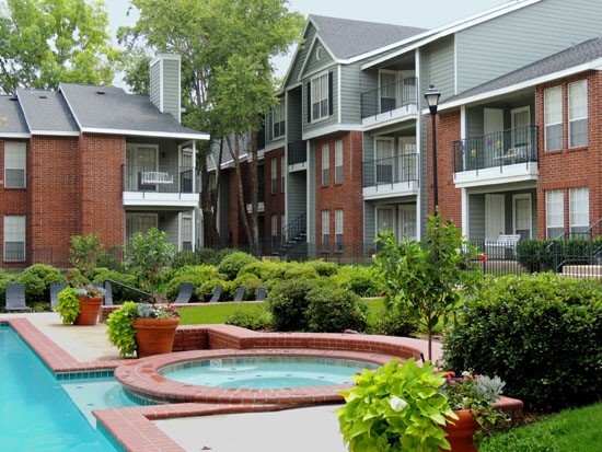 Willows at Wright Island Apartments Pool