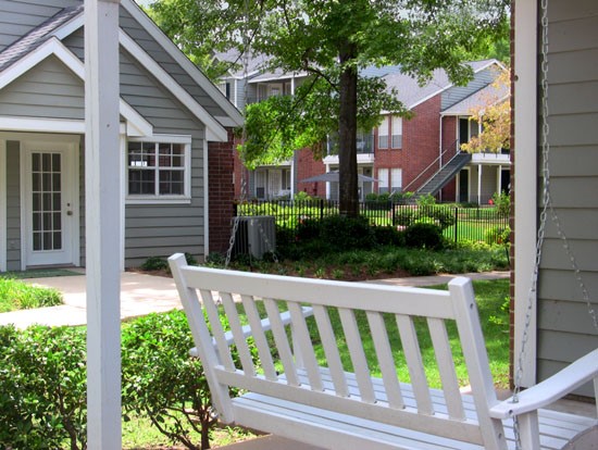 Willows at Wright Island Apartments Patio