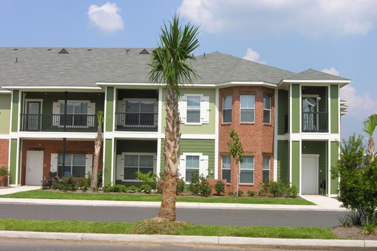 Reflections of Island Park Apartments Entrance