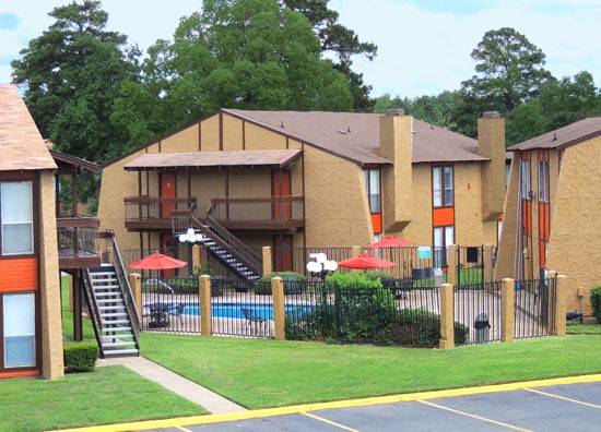 Kingwood-Forest-Apartments-Shreveport-exterior